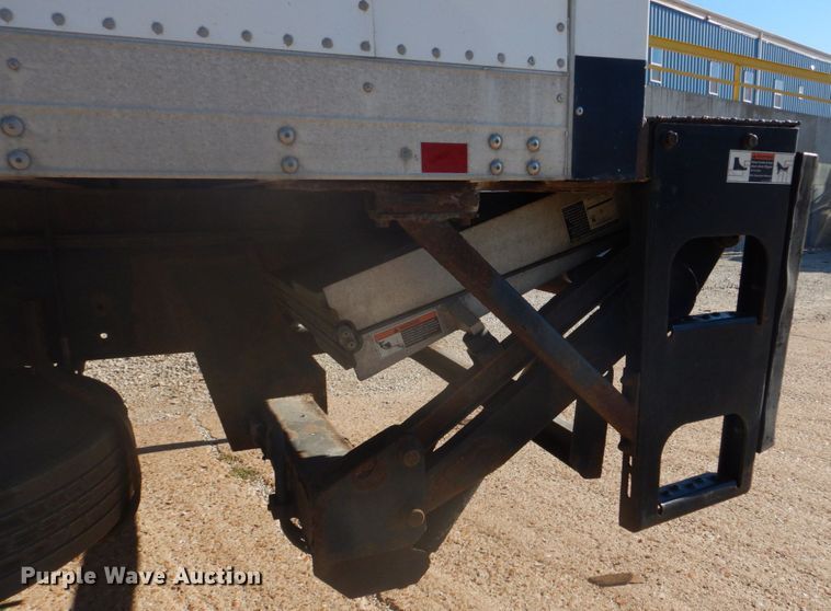 image for item DH8090 2014 International WorkStar 7300  box truck