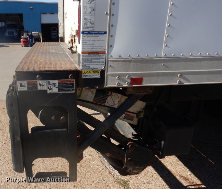 image for item DH8090 2014 International WorkStar 7300  box truck