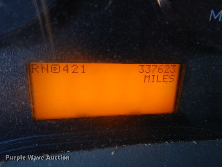 image for item DH8090 2014 International WorkStar 7300  box truck