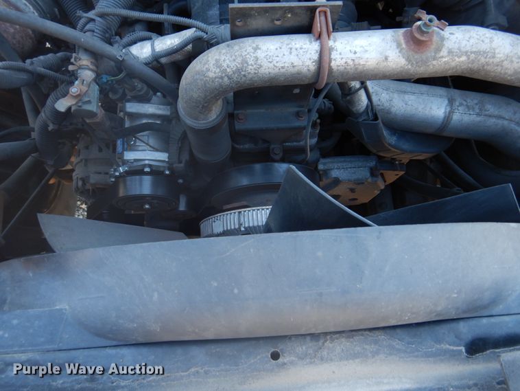 image for item DH8090 2014 International WorkStar 7300  box truck