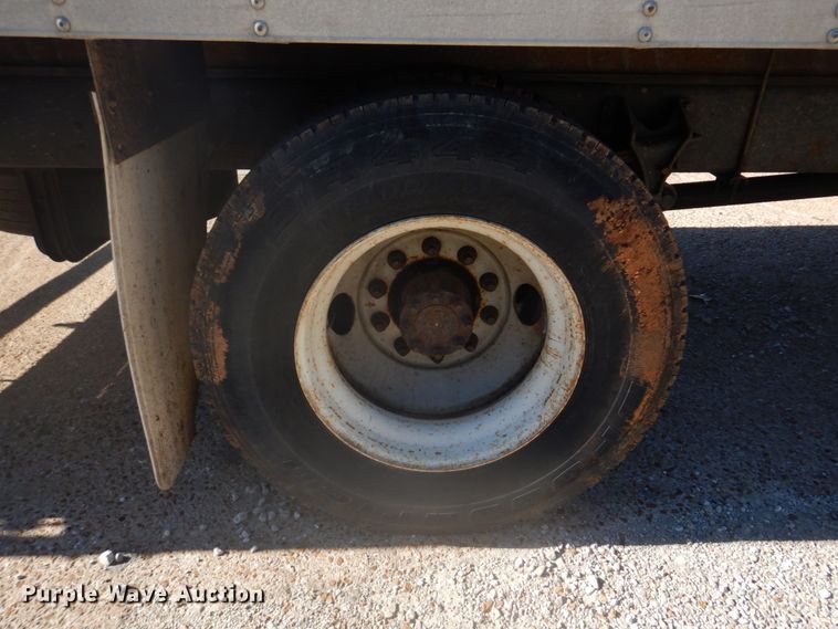 image for item DH8090 2014 International WorkStar 7300  box truck