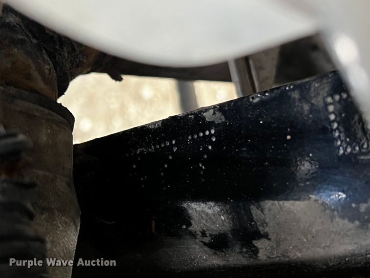 image for item DH8126 2000 Kenworth T300  refuse truck