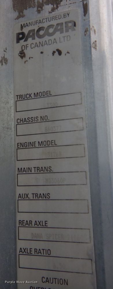 image for item DH8126 2000 Kenworth T300  refuse truck