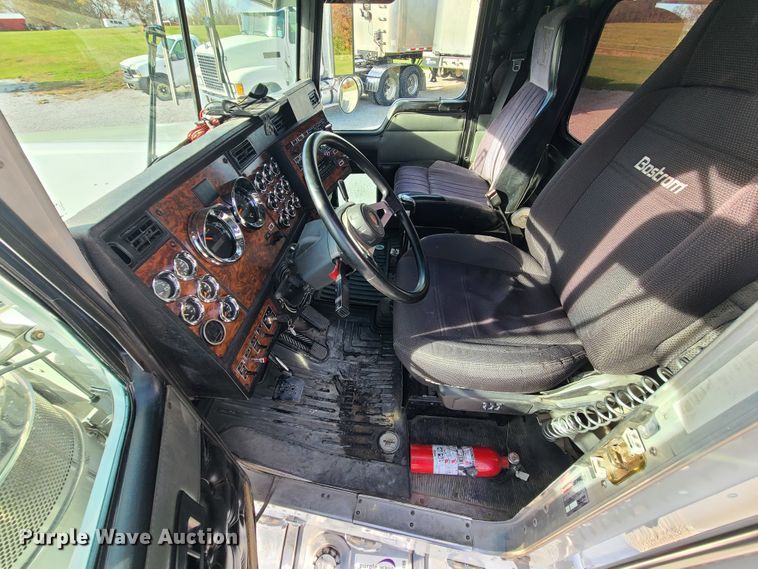 image for item DJ1499 2000 Kenworth W900  semi truck