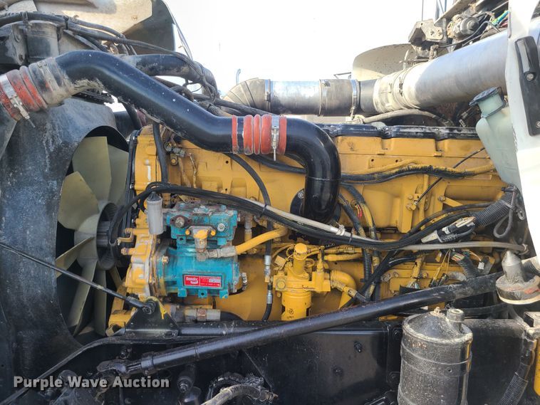 image for item DJ1499 2000 Kenworth W900  semi truck