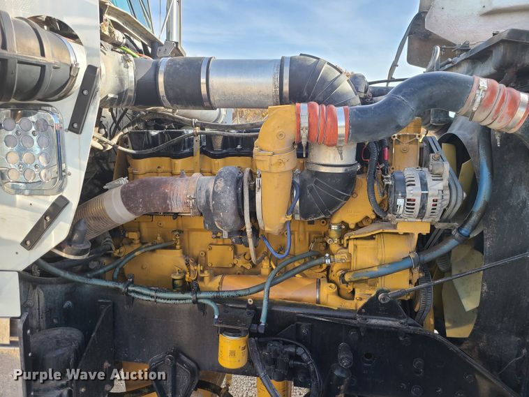 image for item DJ1499 2000 Kenworth W900  semi truck