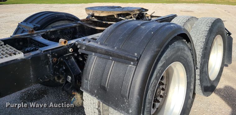 image for item DJ1513 2007 Mack CXP613  semi truck