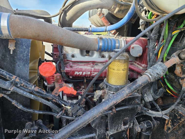 image for item DJ1513 2007 Mack CXP613  semi truck