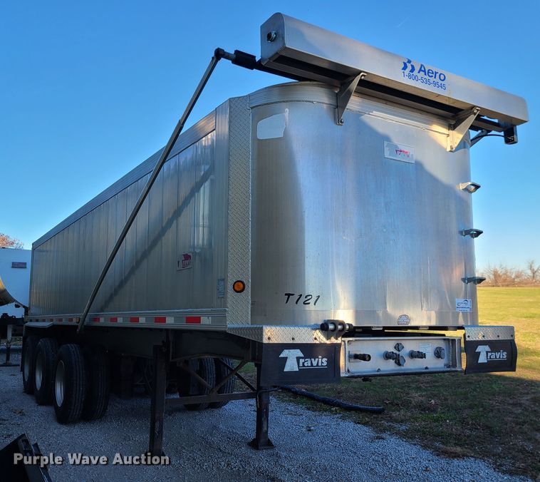 image for item DJ1605 2017 Travis  end dump trailer