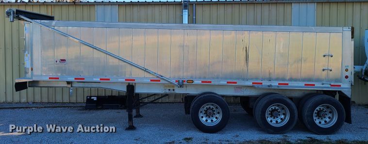 image for item DJ1605 2017 Travis  end dump trailer