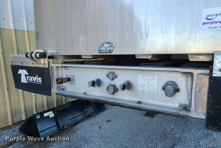 image for item DJ1605 2017 Travis  end dump trailer