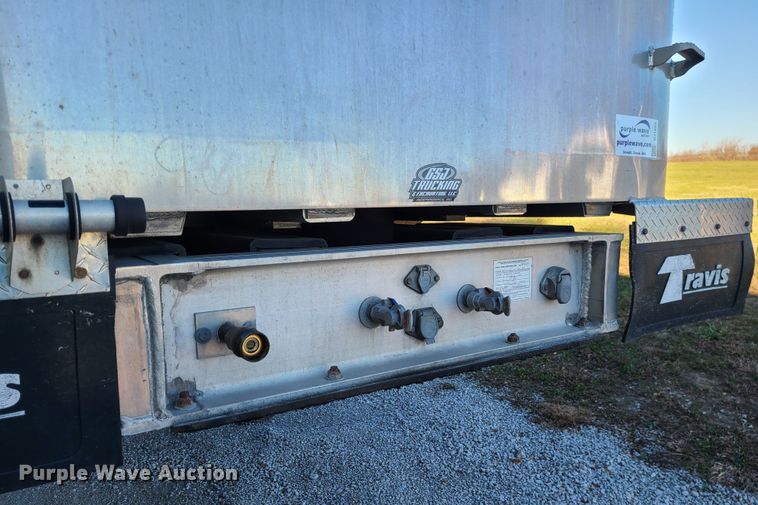 image for item DJ1605 2017 Travis  end dump trailer