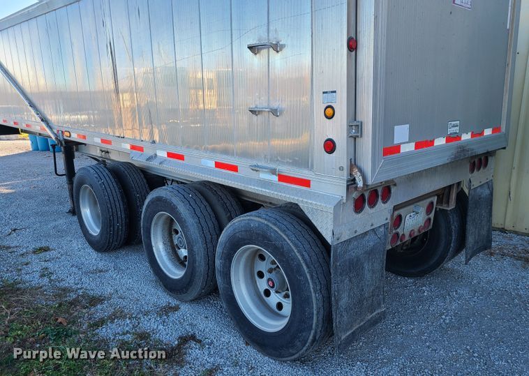 image for item DJ1605 2017 Travis  end dump trailer