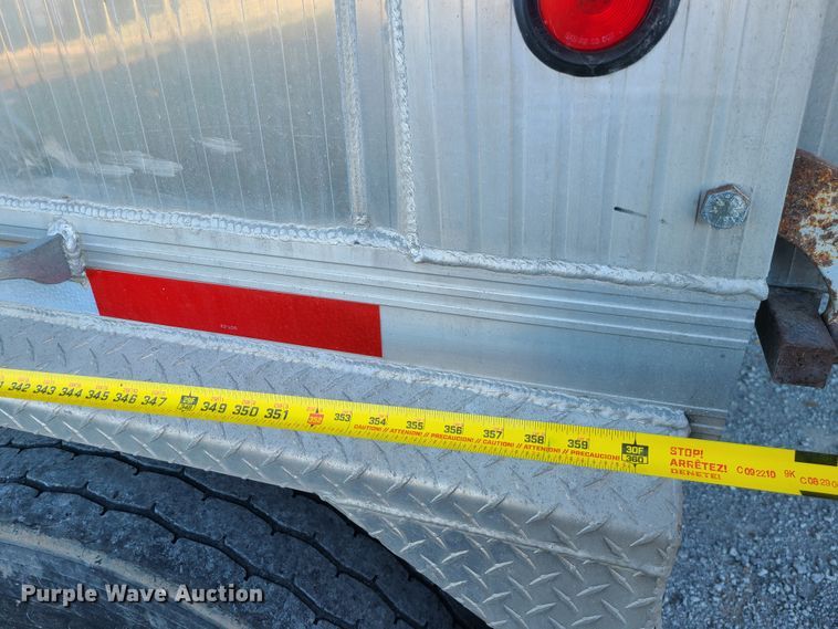 image for item DJ1605 2017 Travis  end dump trailer