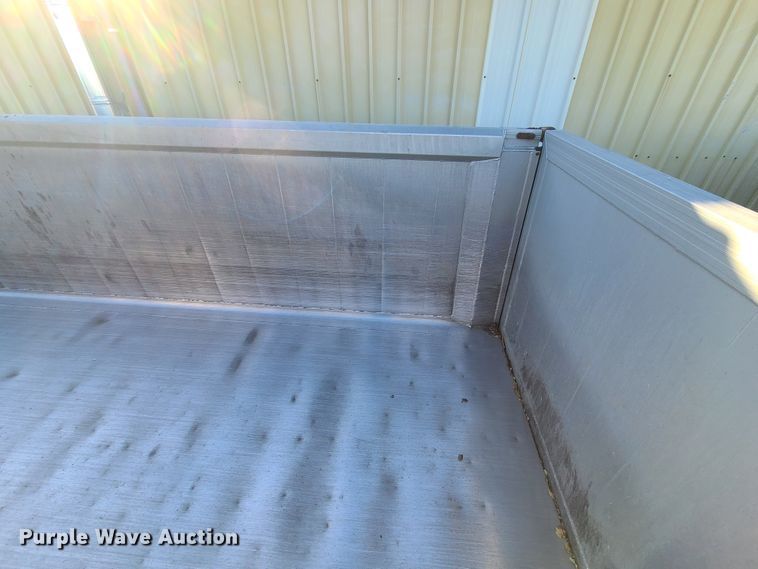 image for item DJ1605 2017 Travis  end dump trailer