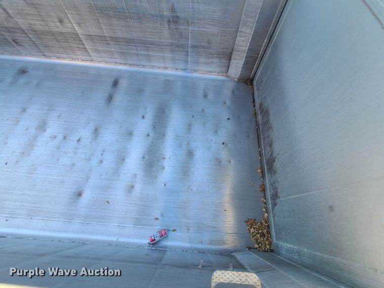 image for item DJ1605 2017 Travis  end dump trailer