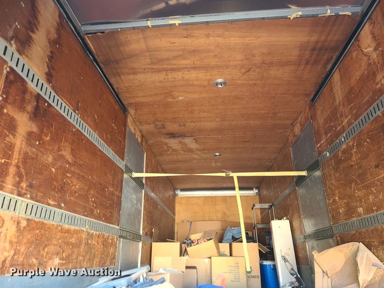 image for item DJ1610 1990 International 4900  box truck