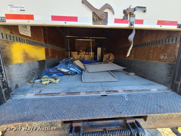 image for item DJ1610 1990 International 4900  box truck