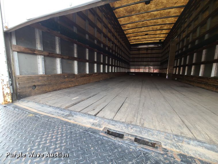 image for item DJ1675 2004 Freightliner Business Class M2  box truck