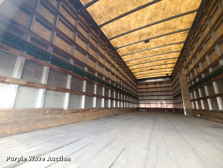 image for item DJ1675 2004 Freightliner Business Class M2  box truck