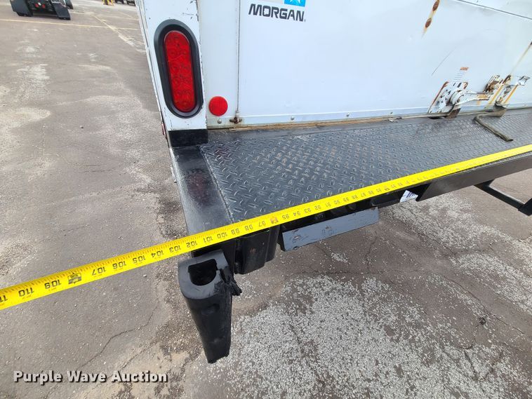 image for item DJ1676 2005 Freightliner Business Class M2  box truck