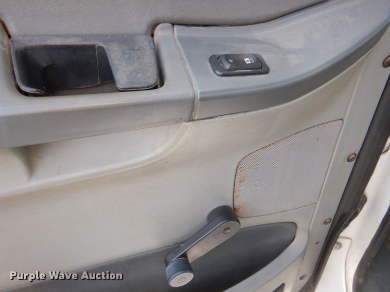 image for item DK1468 2009 Freightliner Columbia  semi truck