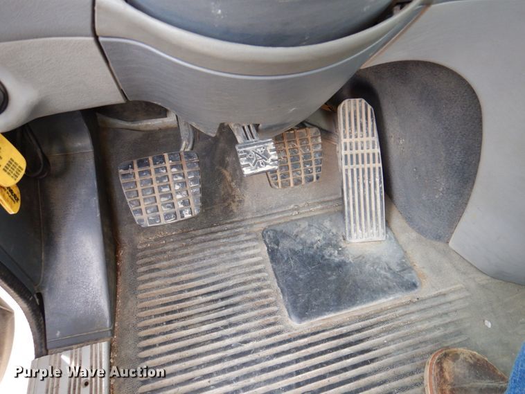 image for item DK1468 2009 Freightliner Columbia  semi truck