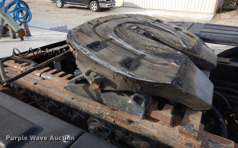 image for item DK1468 2009 Freightliner Columbia  semi truck