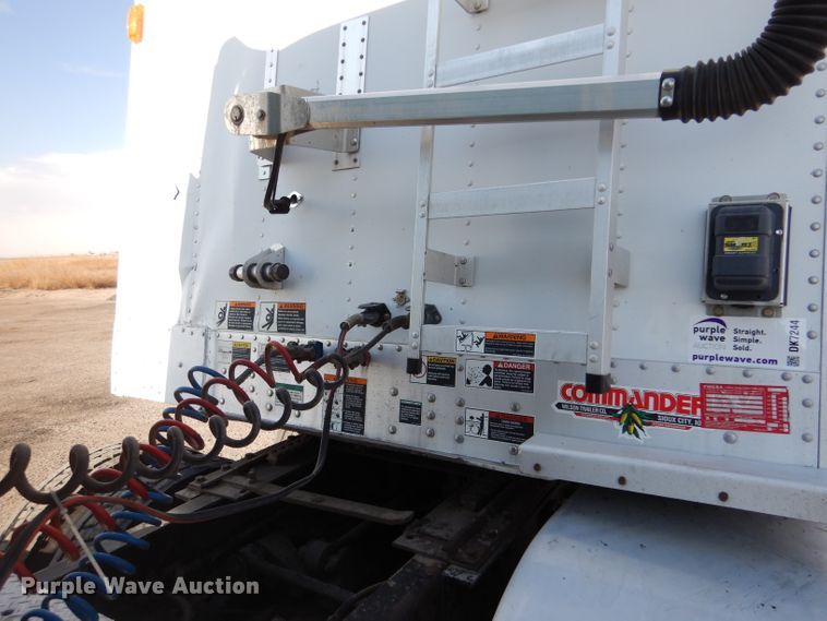 image for item DK7244 2012 Wilson DWH-500C  grain trailer