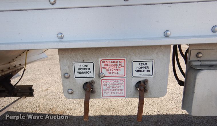 image for item DK7244 2012 Wilson DWH-500C  grain trailer