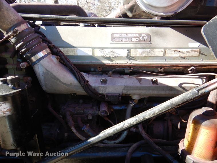 image for item DK8687 1996 Freightliner FLD120  semi truck