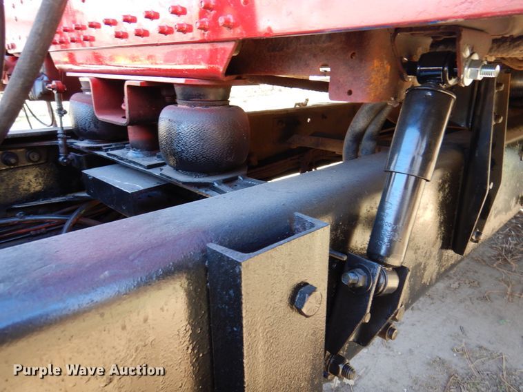 image for item DK8687 1996 Freightliner FLD120  semi truck