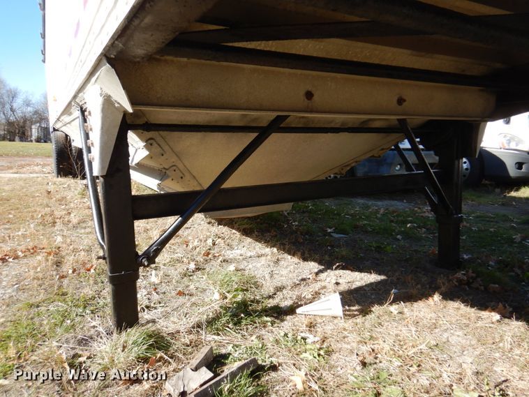 image for item DK8688 1984 Timpte  grain trailer