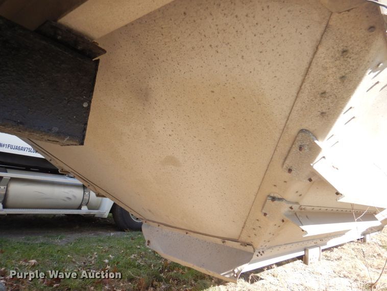 image for item DK8688 1984 Timpte  grain trailer