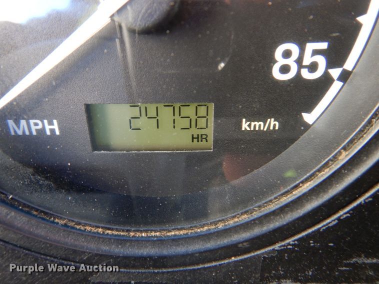 image for item DK8689 2004 Sterling AT9500  semi truck