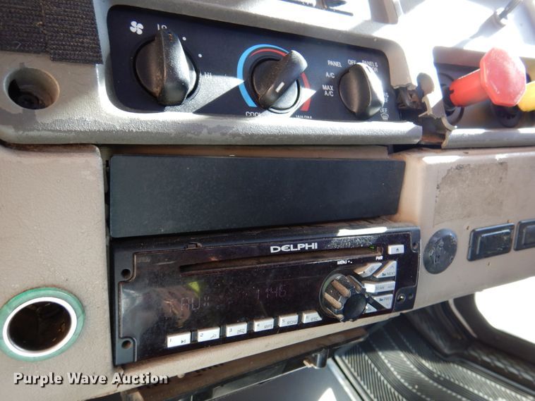 image for item DK8689 2004 Sterling AT9500  semi truck