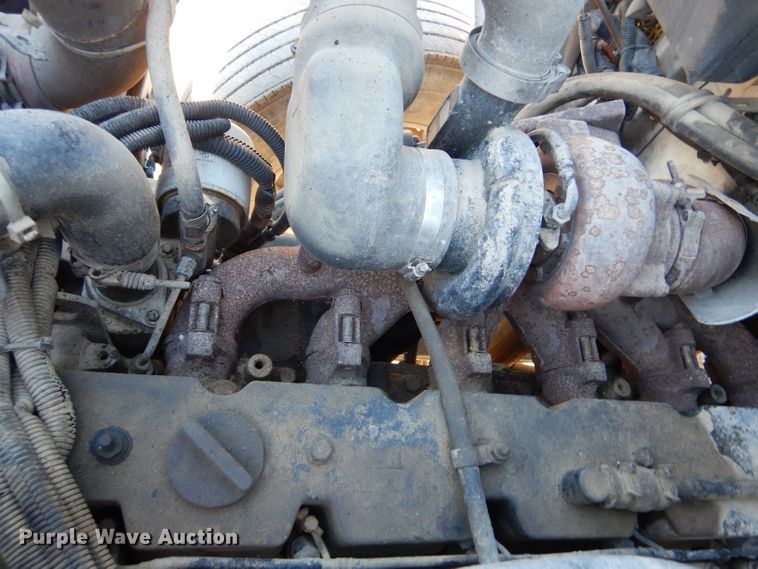 image for item DL3522 1996 Freightliner FL70  semi truck