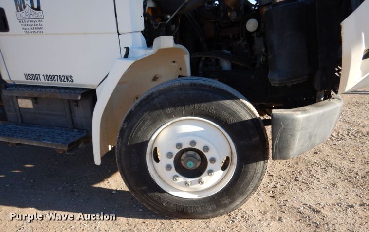 image for item DL3522 1996 Freightliner FL70  semi truck