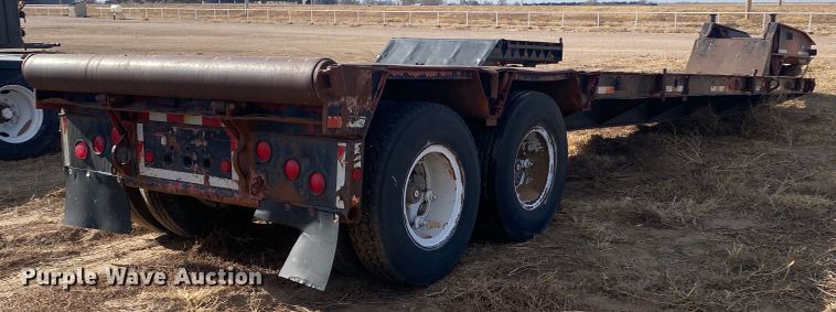 image for item DL6227 1981 Aztec  oilfield trailer