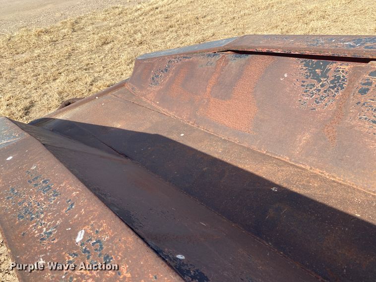 image for item DL6227 1981 Aztec  oilfield trailer