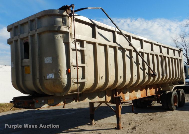 image for item DM0703 1979 Fruehauf  end dump trailer