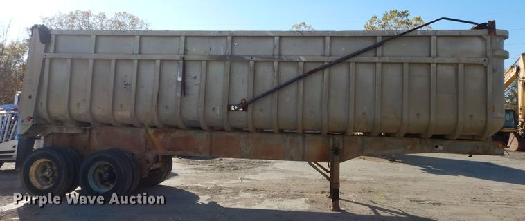 image for item DM0703 1979 Fruehauf  end dump trailer