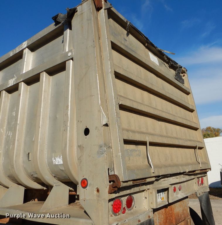 image for item DM0703 1979 Fruehauf  end dump trailer