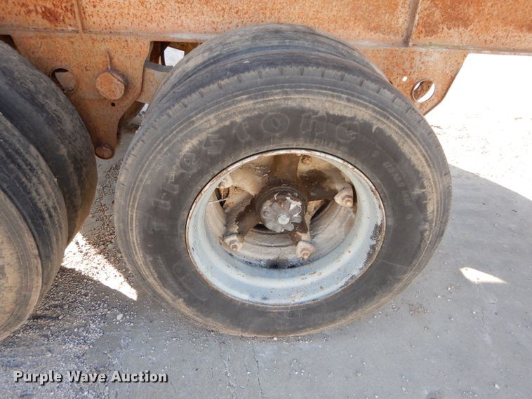 image for item DM0703 1979 Fruehauf  end dump trailer