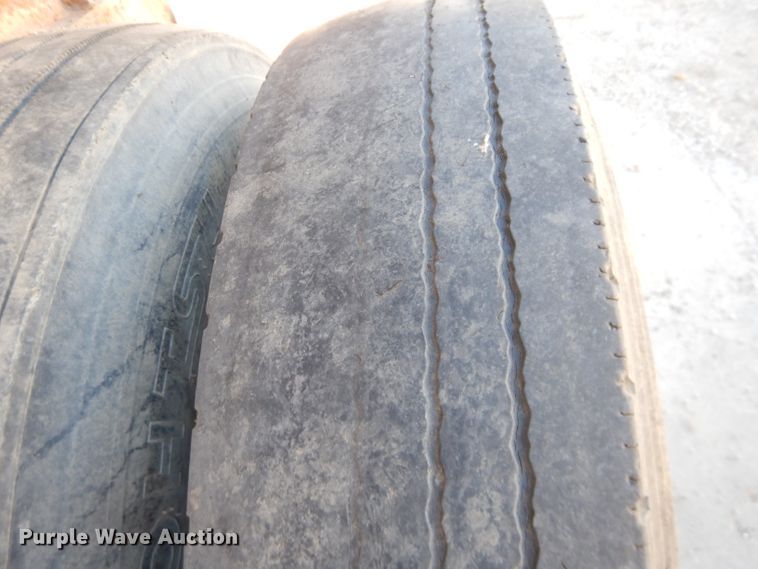 image for item DM0703 1979 Fruehauf  end dump trailer