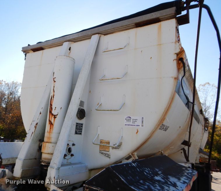 image for item DM0704 1998 Ranco ED24-26QF  end dump trailer