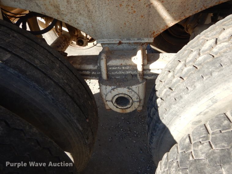 image for item DM0704 1998 Ranco ED24-26QF  end dump trailer