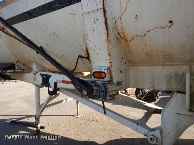 image for item DM0704 1998 Ranco ED24-26QF  end dump trailer