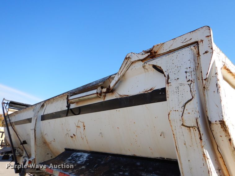 image for item DM0704 1998 Ranco ED24-26QF  end dump trailer