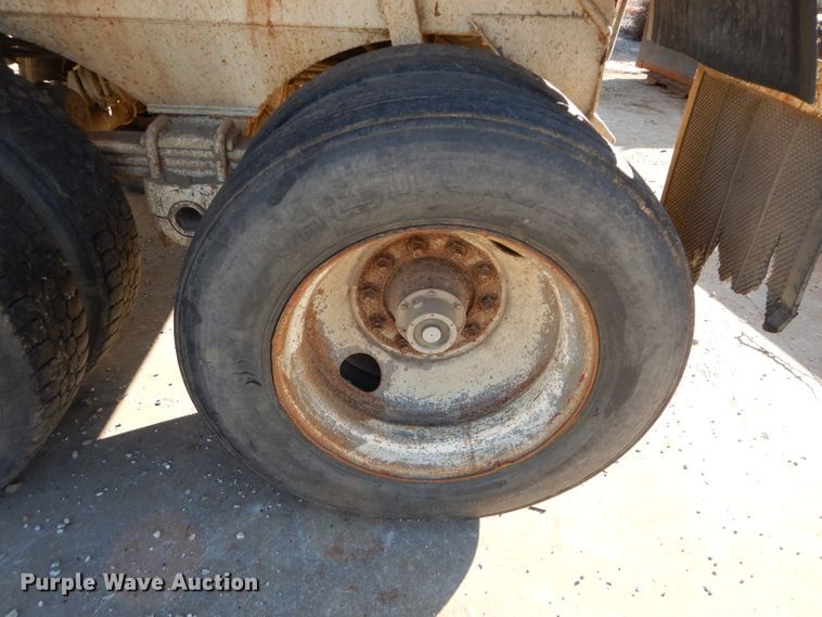 image for item DM0704 1998 Ranco ED24-26QF  end dump trailer